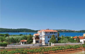 Nice Apartment In Pula With Wifi